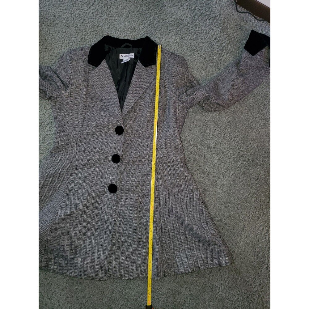 NorthStyle Herringbone Walking Coat Size M Gray Black Velvet Trim 3-Button... - Picture 11 of 16